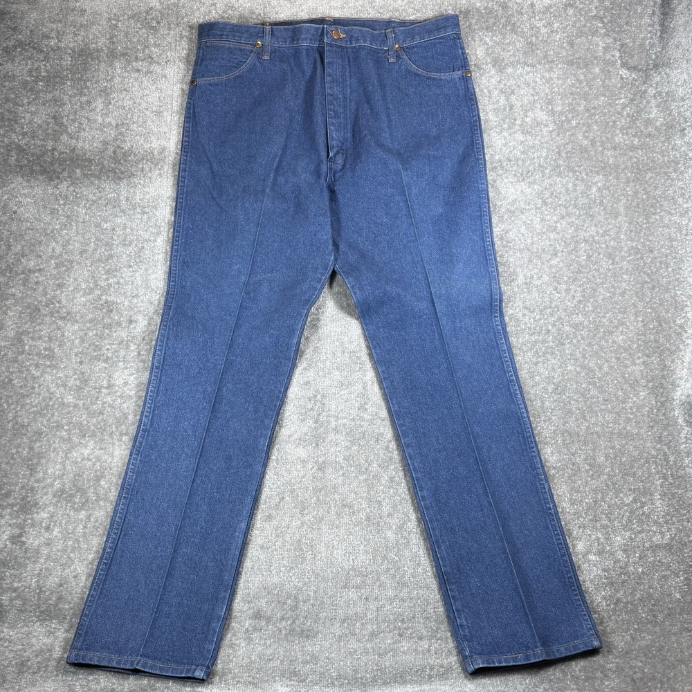 Vintage Wrangler Jeans Men's 42x34 Blue Denim 13MWZ USA Made Western Cowboy